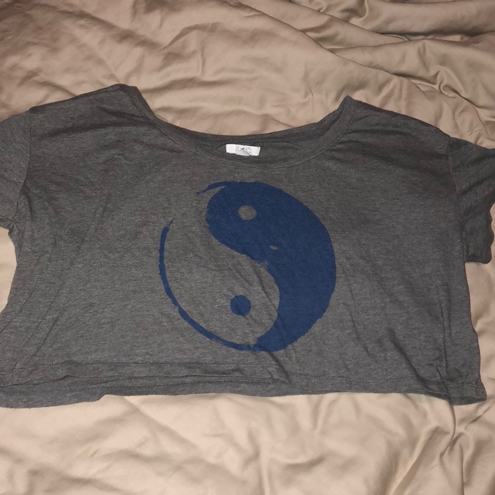 Yin Yang Cropped T-Shirt